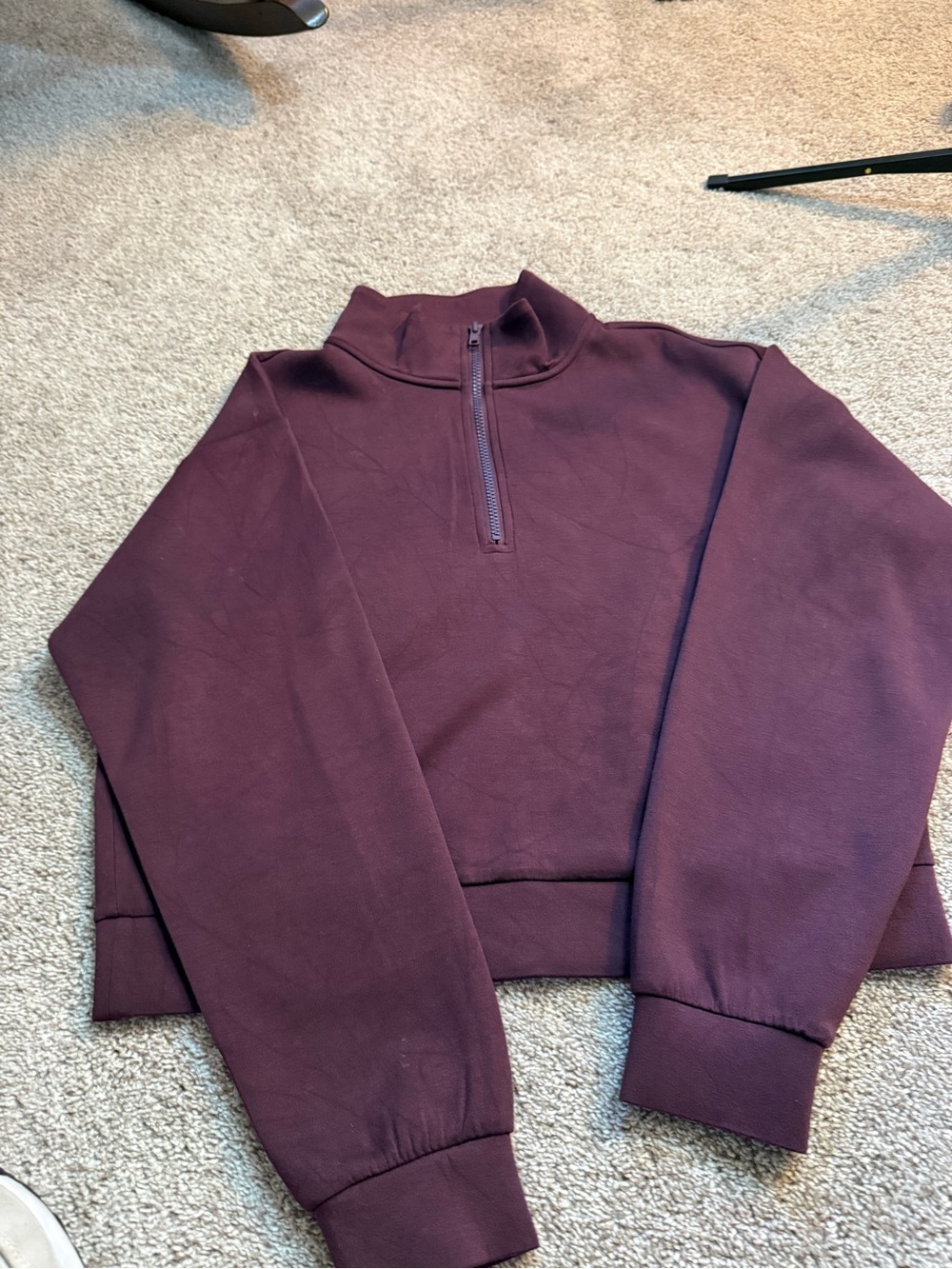 Zella Cropped Quarter-Zip Pullover in Deep Plum
